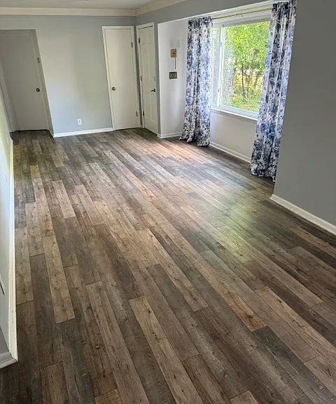 20309 Hugh St — Photo 13