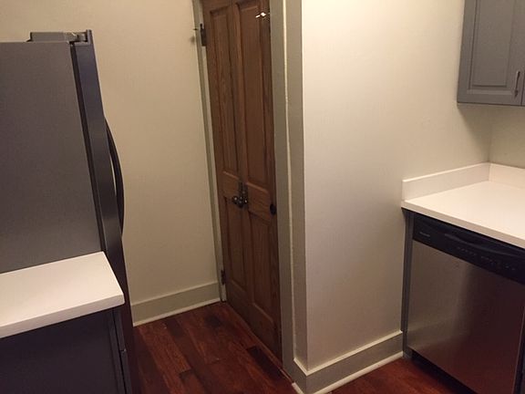 4th image of 310 Henry Clay Ave #310