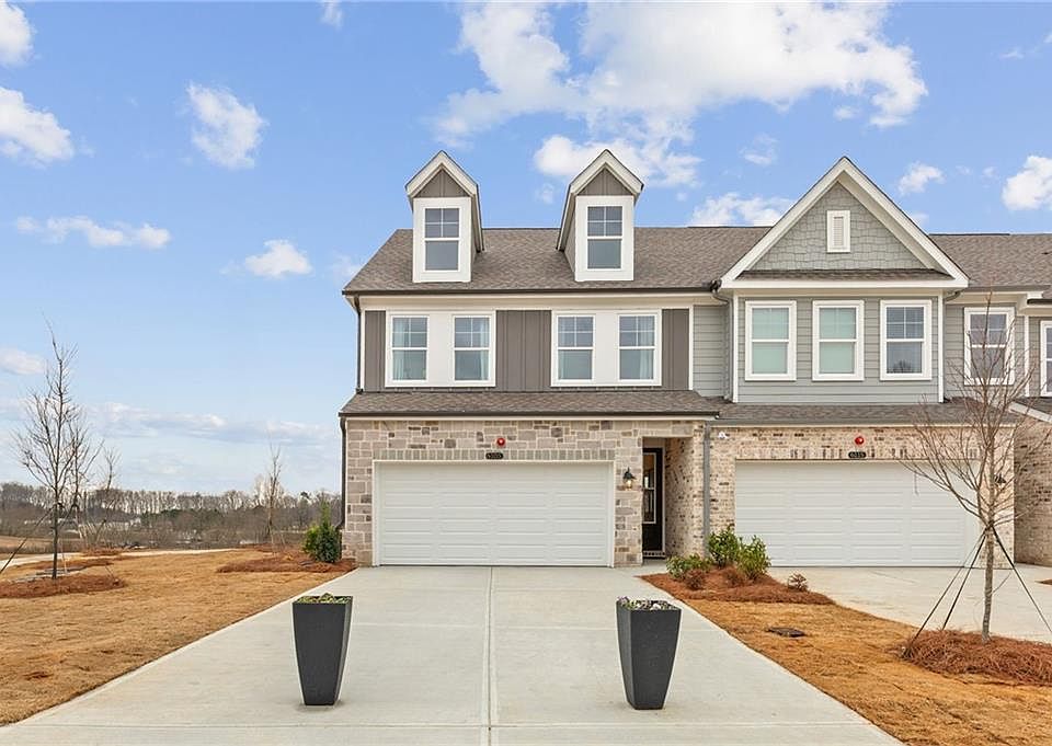 1st image of 6240 Molo Ln #660
