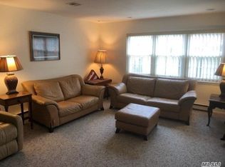 362 Woodbridge Dr UNIT A, Ridge, NY 11961