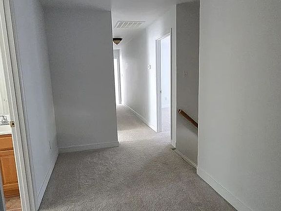 5th image of 5591 Scotsview Dr
