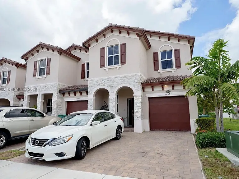 12688 NW 23rd Pl #12688 — Photo 5