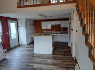 208 W Main St, Sun Prairie, WI 53590