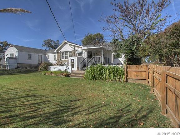 5th image of 1342 E McLeod Ave