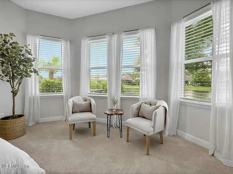 102 Seabrook Dr — Photo 31