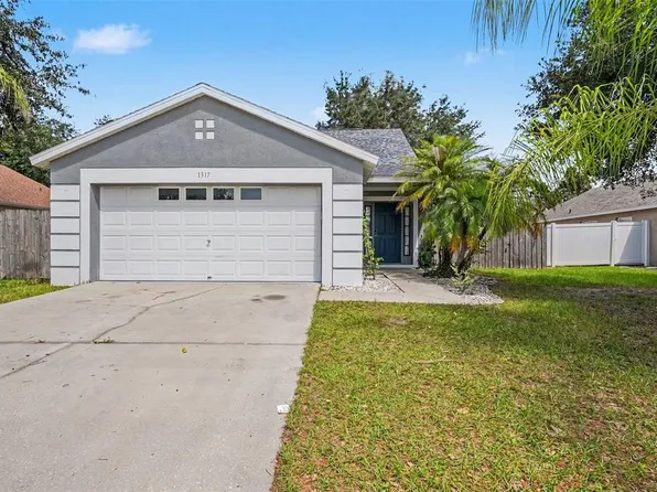 1317 Avonwood Ct, Lutz, FL 33559