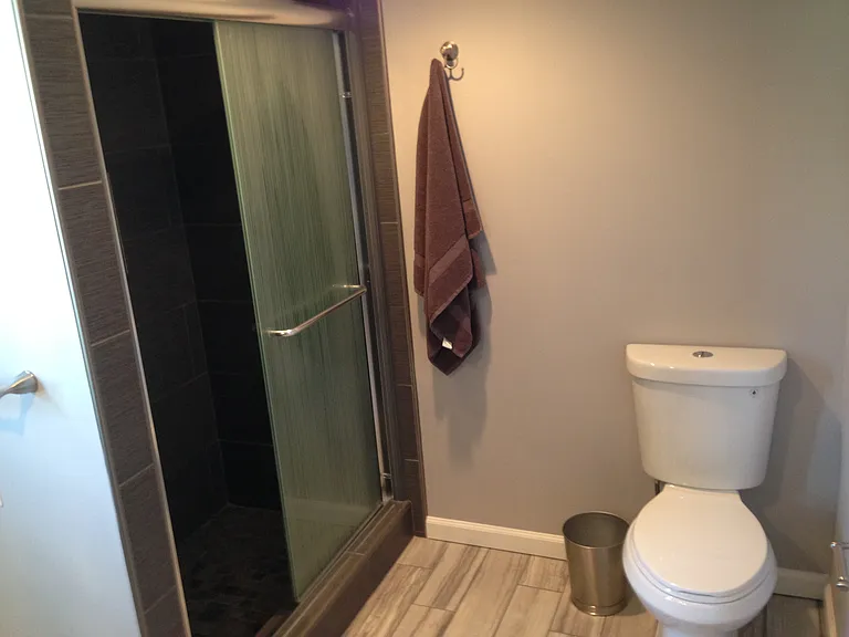 127 Dupont St — Photo 9