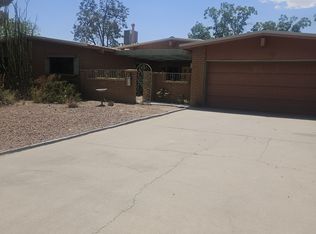 1821 Imperial Rdg, Las Cruces, NM 88011