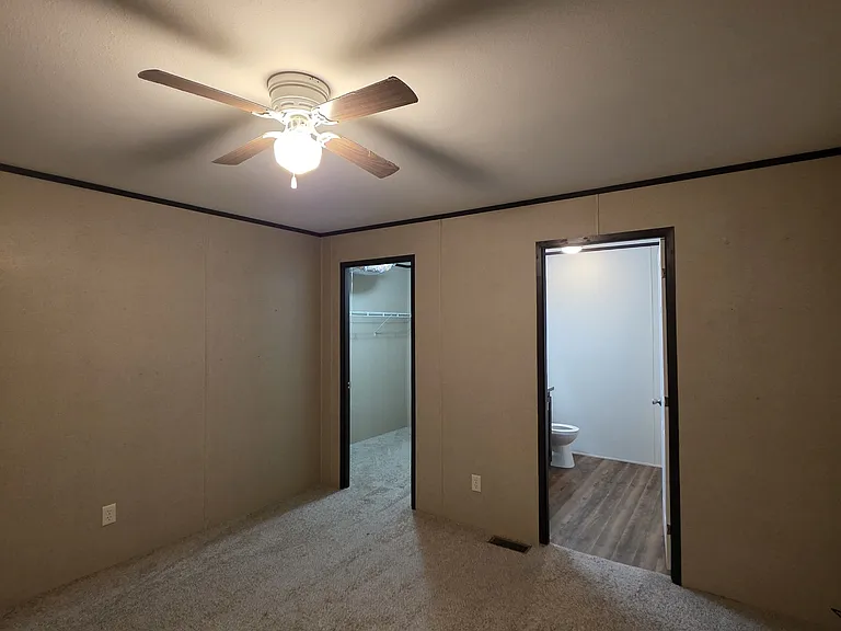 73 W Manor St #73B — Photo 3