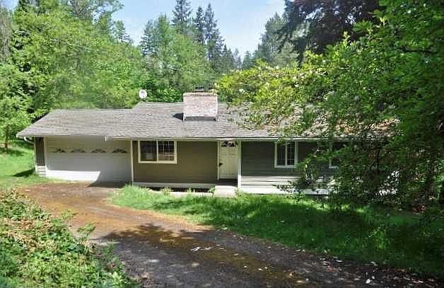 1st image of 18040 NE 155th Pl