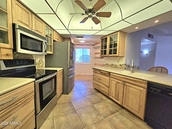 3rd image of 19263 N STAR RIDGE Drive
