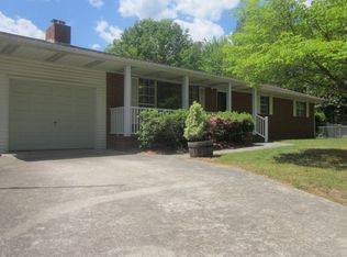 4276 Hickory Fork Rd, Gloucester, VA 23061