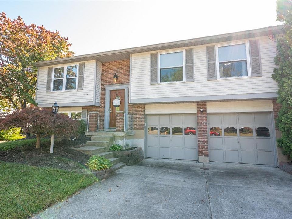 1st image of 893 Bradford Ct