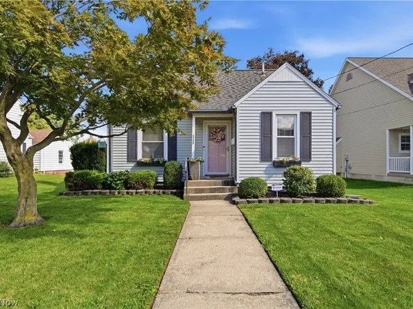 335 Harmon St SW, North Canton, OH 44720