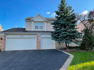 1213 Hadley Cir, Gurnee, IL 60031