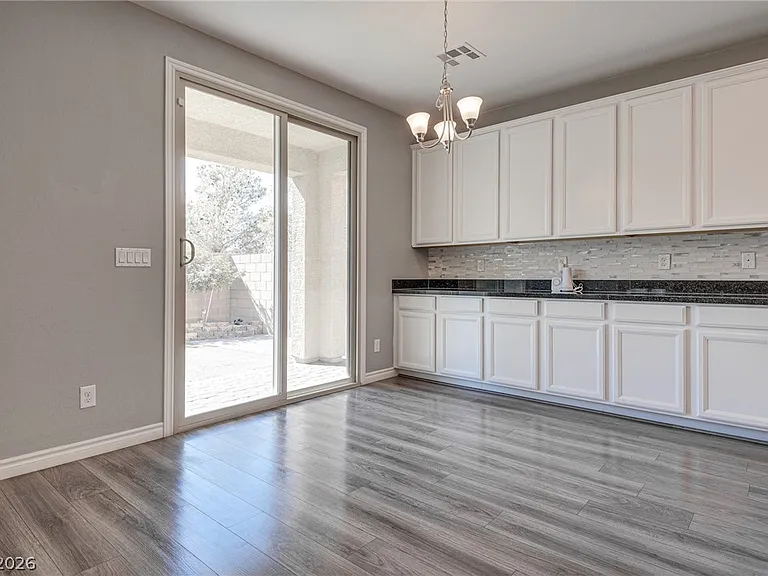 12321 Silvana St — Photo 12