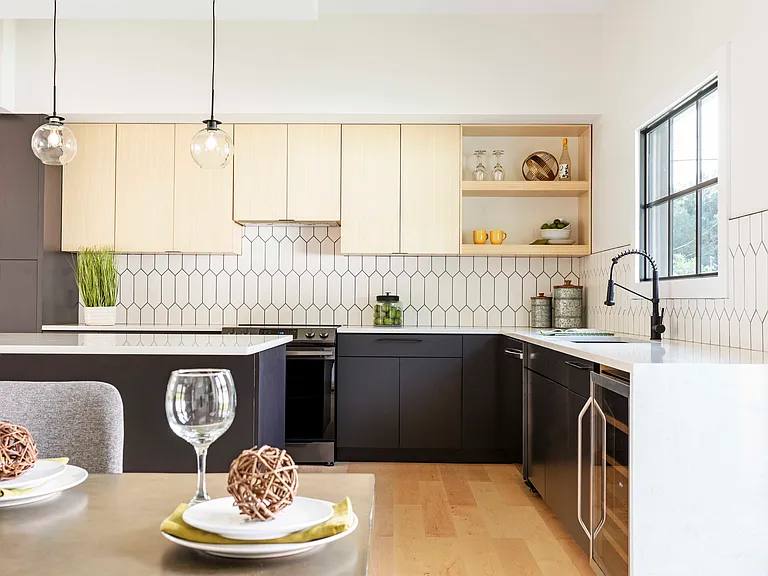 419 W Frances Ave #2 — Photo 6