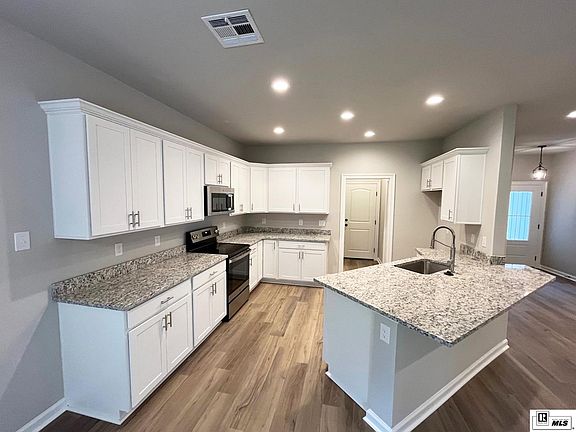 4th image of 123 Duck Pond Ln