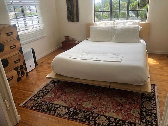 4th image of 1765 Oxford St #5