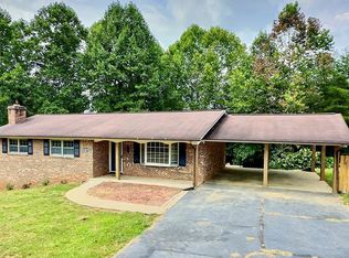 170 Vivian Lee St, Bassett, VA 24055