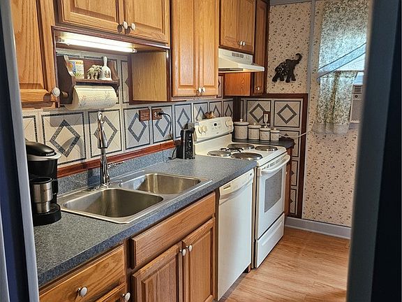 5th image of 84 Wayfaring Ln