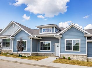 101 S 15th St #D047E0B84, Indianola, IA 50125