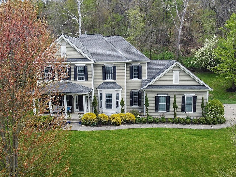 1st image of 413 Glyn Tawel Dr