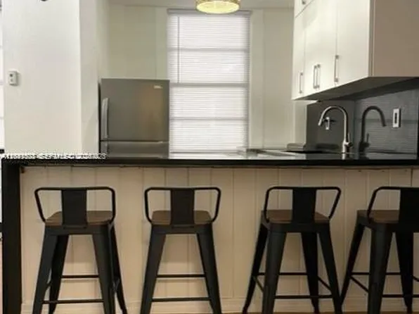 7149 Bay Dr APT 2, Miami Beach, FL 33141