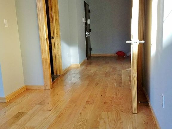 5th image of 14-18 31st Ave #2B