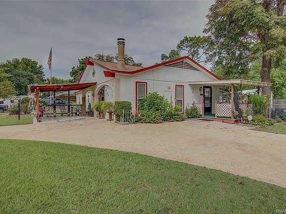 2nd image of 4837 Sheryl St