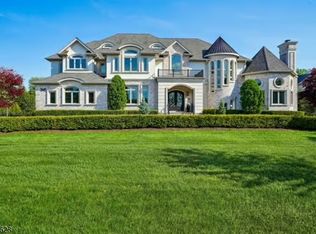 56 Force Hill Rd, Livingston, NJ 07039