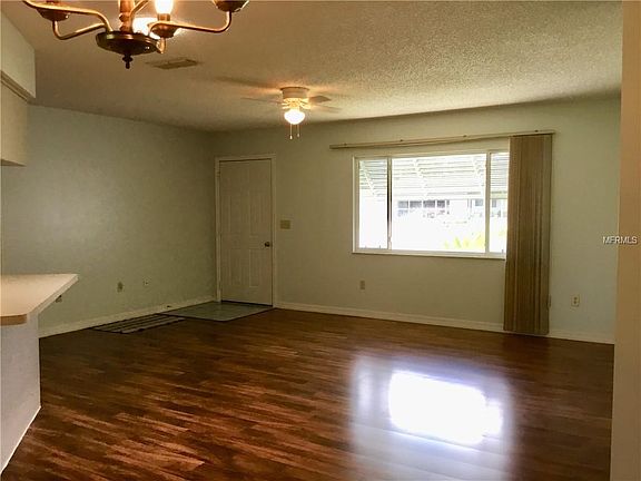 3rd image of 10425 SE 177th Pl