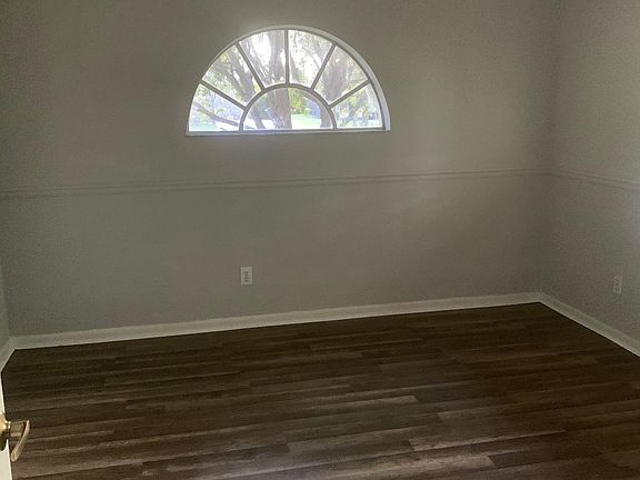 5th image of 1703 SE 8th Ave