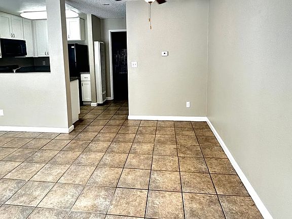 2nd image of 3619 44th St APT 3