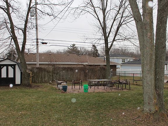 3rd image of 16137 Debra Dr