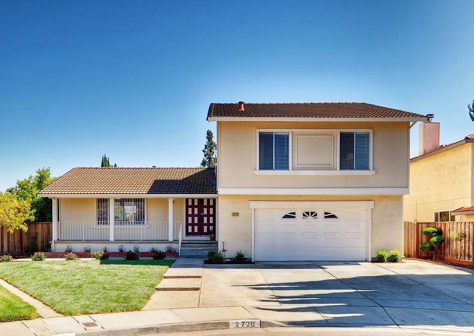 1st image of 2726 Glen Amador Ct