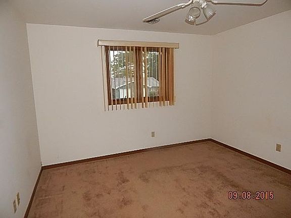 4th image of 2537 Harvest Dr