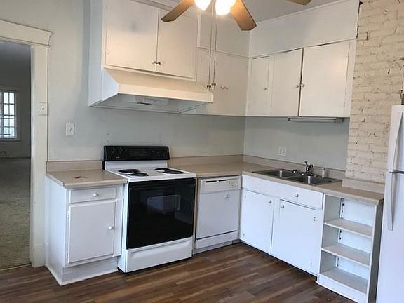 5th image of 317 Alabama Ave