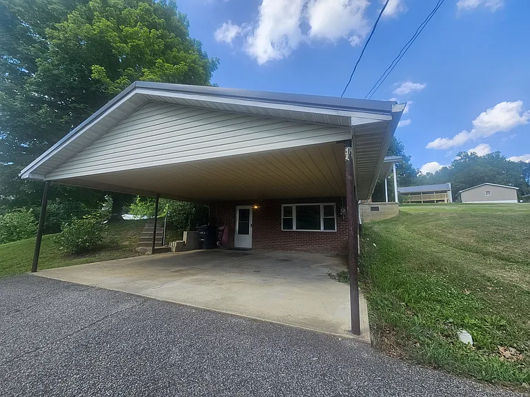 401 Church Rd — Photo 4