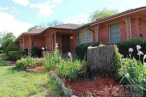 4th image of 3217 Kiestwood Dr