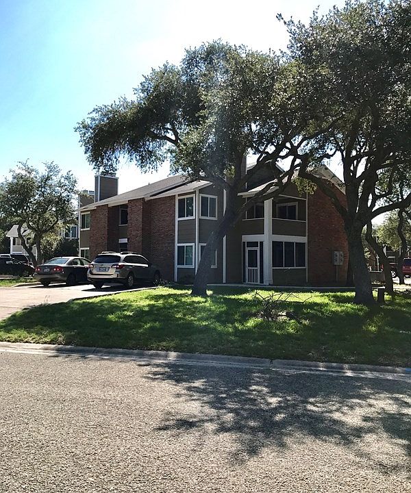 1st image of 2632 Encina Dr