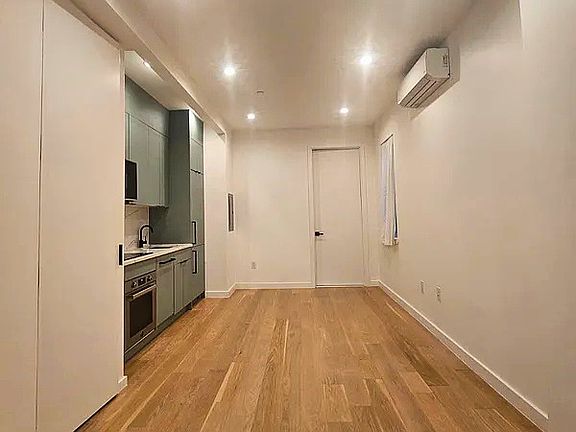 3rd image of 27-16 Newtown Ave #1C
