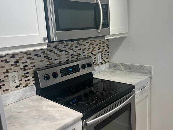 4th image of 4819 W McElroy Ave