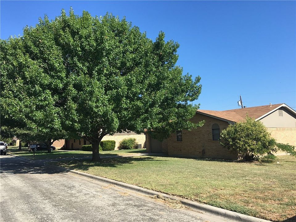 1st image of 3918 Crestridge Dr