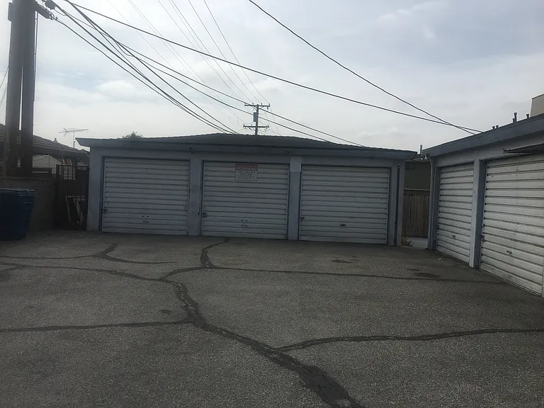 1070 Balboa Dr #2 — Photo 11