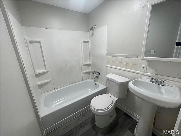 5th image of 2128 Lexa Dr