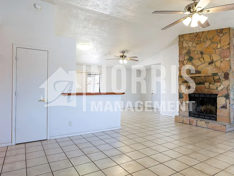 9254 W Pineveta Dr — Photo 4