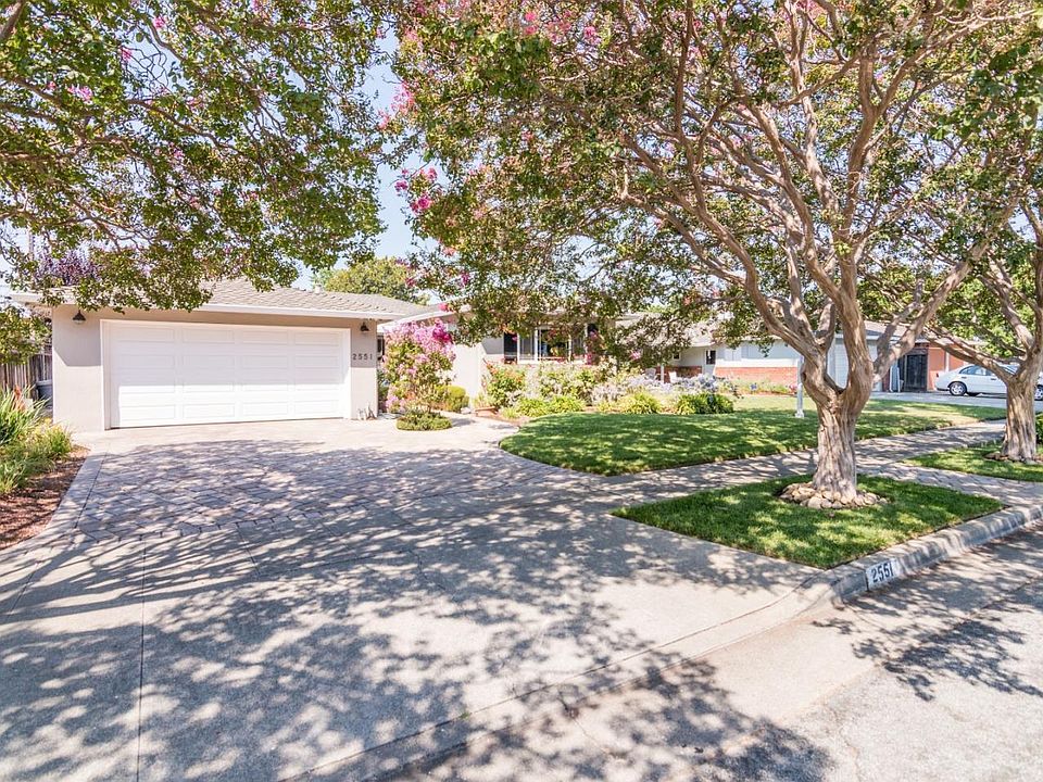 1st image of 2551 Tioga Way