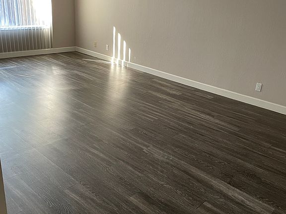 2nd image of 3187 Trinity Pl