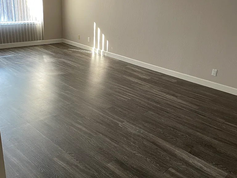 3187 Trinity Pl — Photo 2